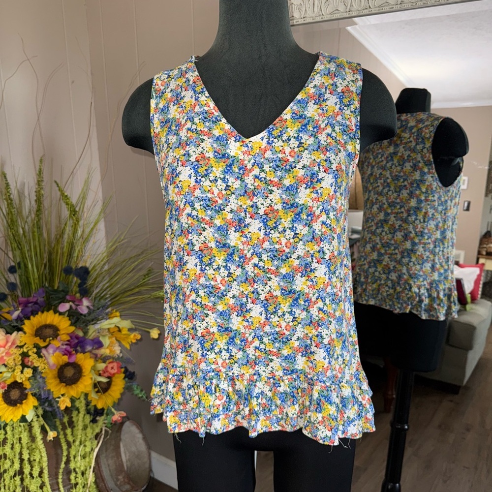 Cynthia Rowley • Mutlicolored Floral Ruffle Hem Blouse